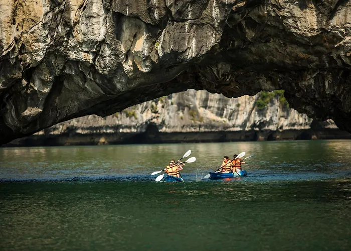 Bhaya Cruises  5*