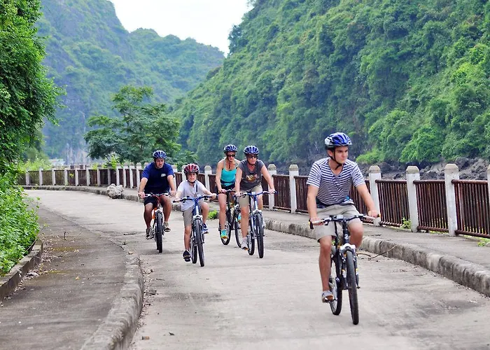 Bhaya Cruises 5* Hạ Long