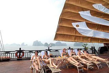 Bhaya Cruises 5*