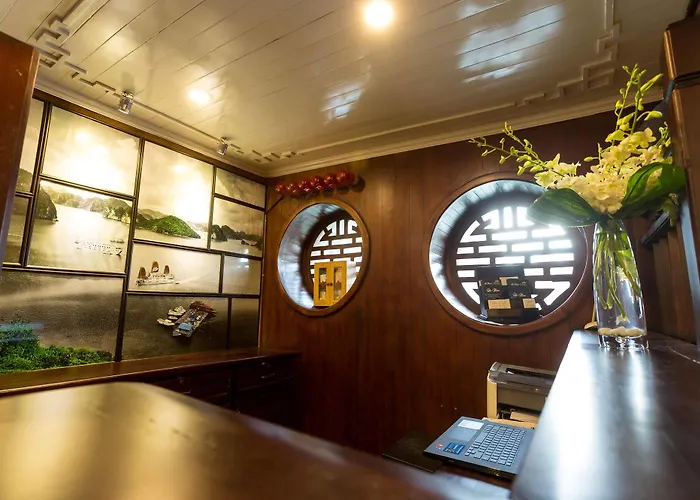 Bhaya Cruises 5*